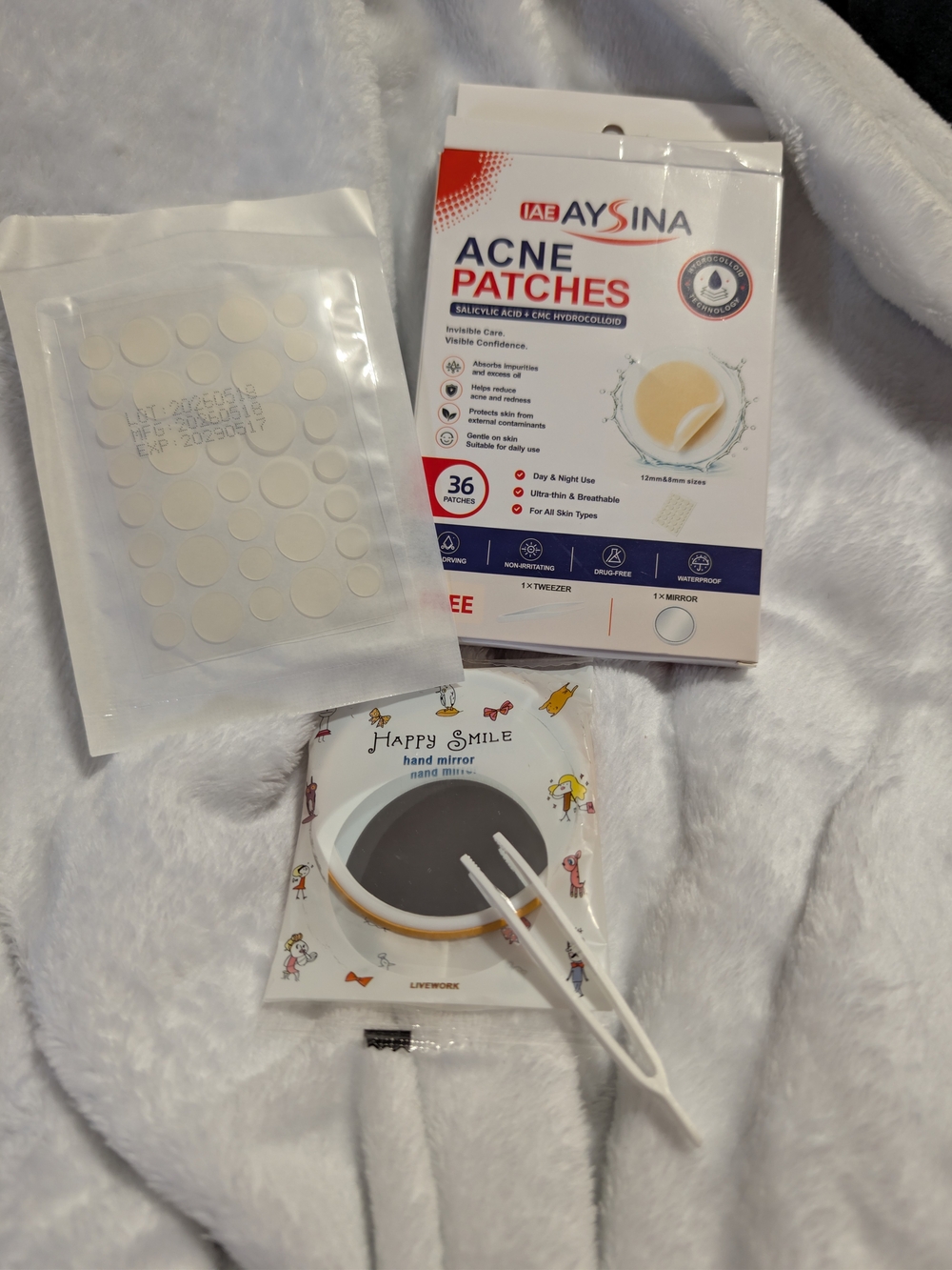 Acne Patch Kit with Mirror, Plastic Tweezer (36 Count)